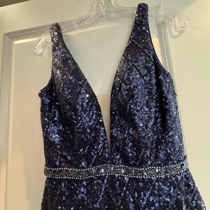 Jovani Gown.Worn only once.True to size(4)More pics available upon request!